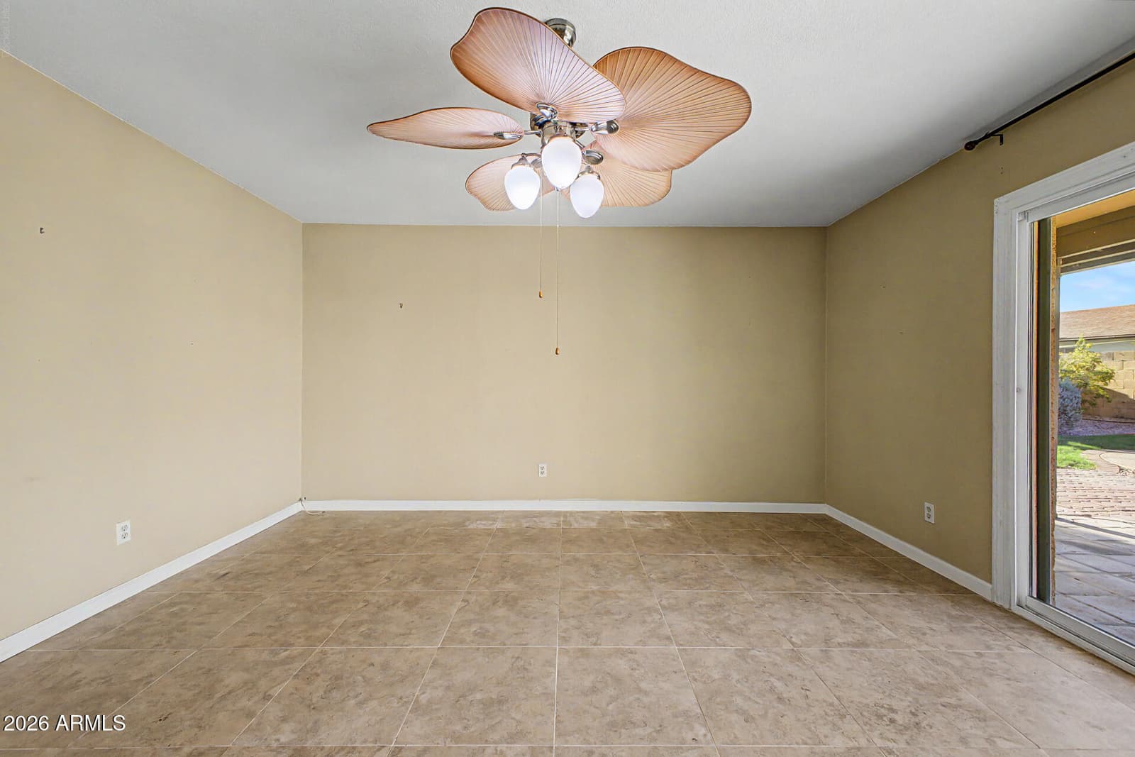 11243 N 58th Drive, Glendale, AZ 85304 — photo 9 of 35