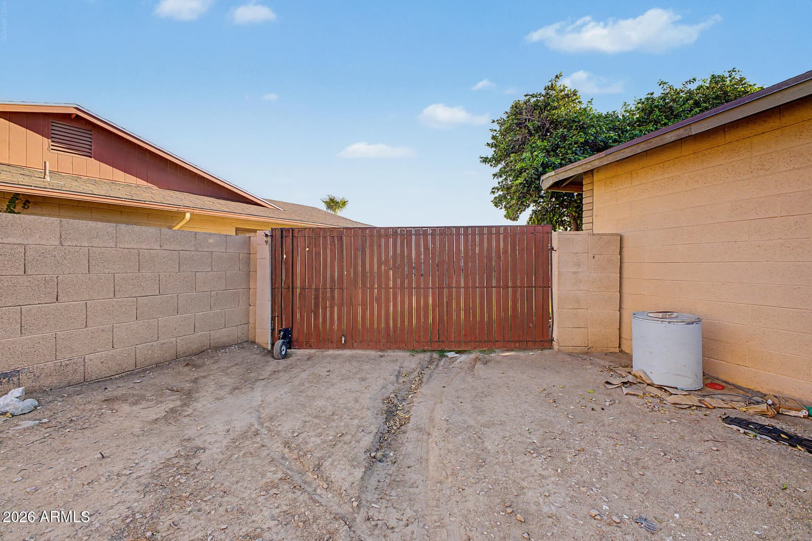 11243 N 58th Drive, Glendale, AZ 85304 — photo 34 of 35