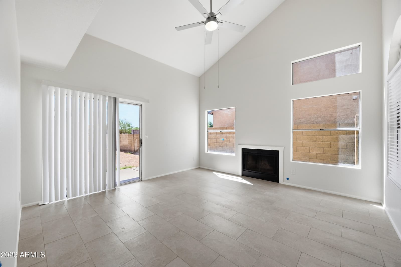 7531 W Turquoise Avenue, Peoria, AZ 85345 — photo 4 of 27
