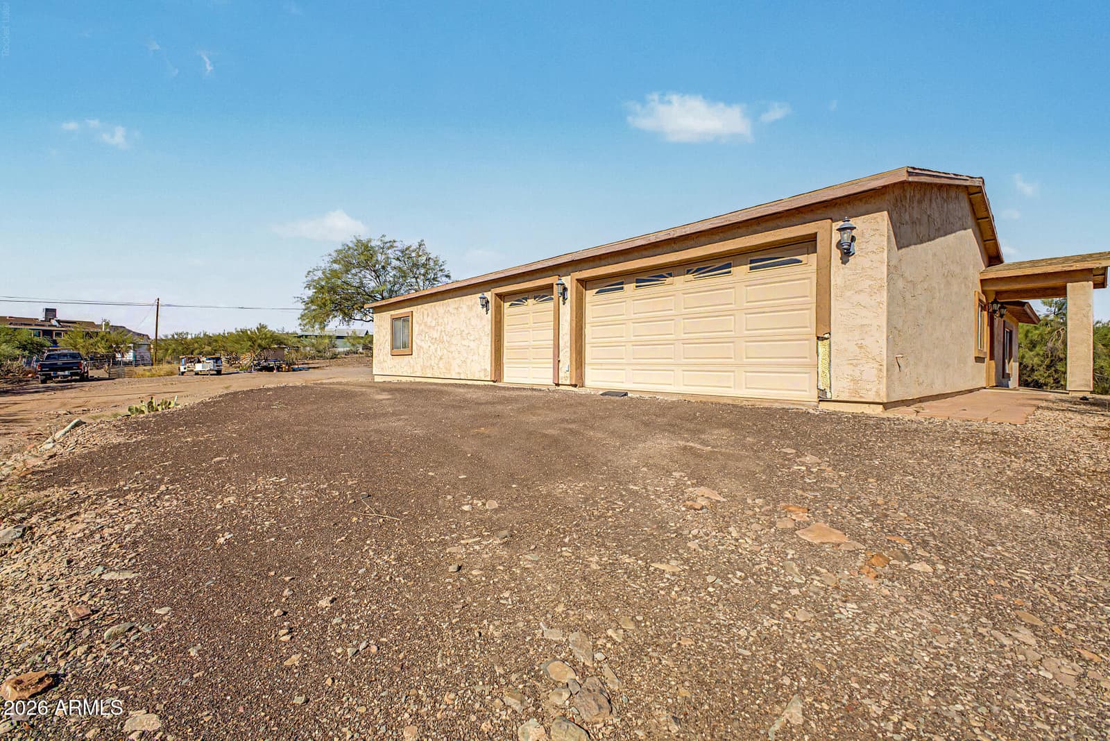 2402 W Roughrider Road, New River, AZ 85087 — photo 7 of 38
