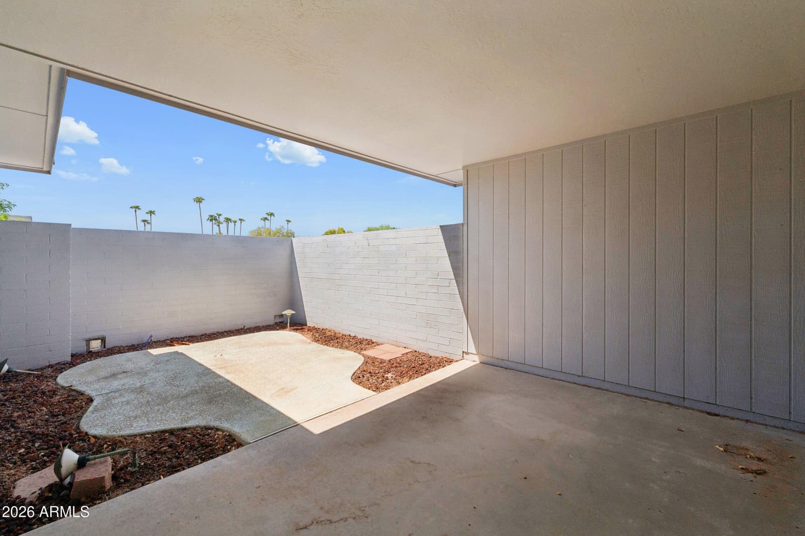 10538 W Palmeras Drive, Sun City, AZ 85373 — photo 31 of 32