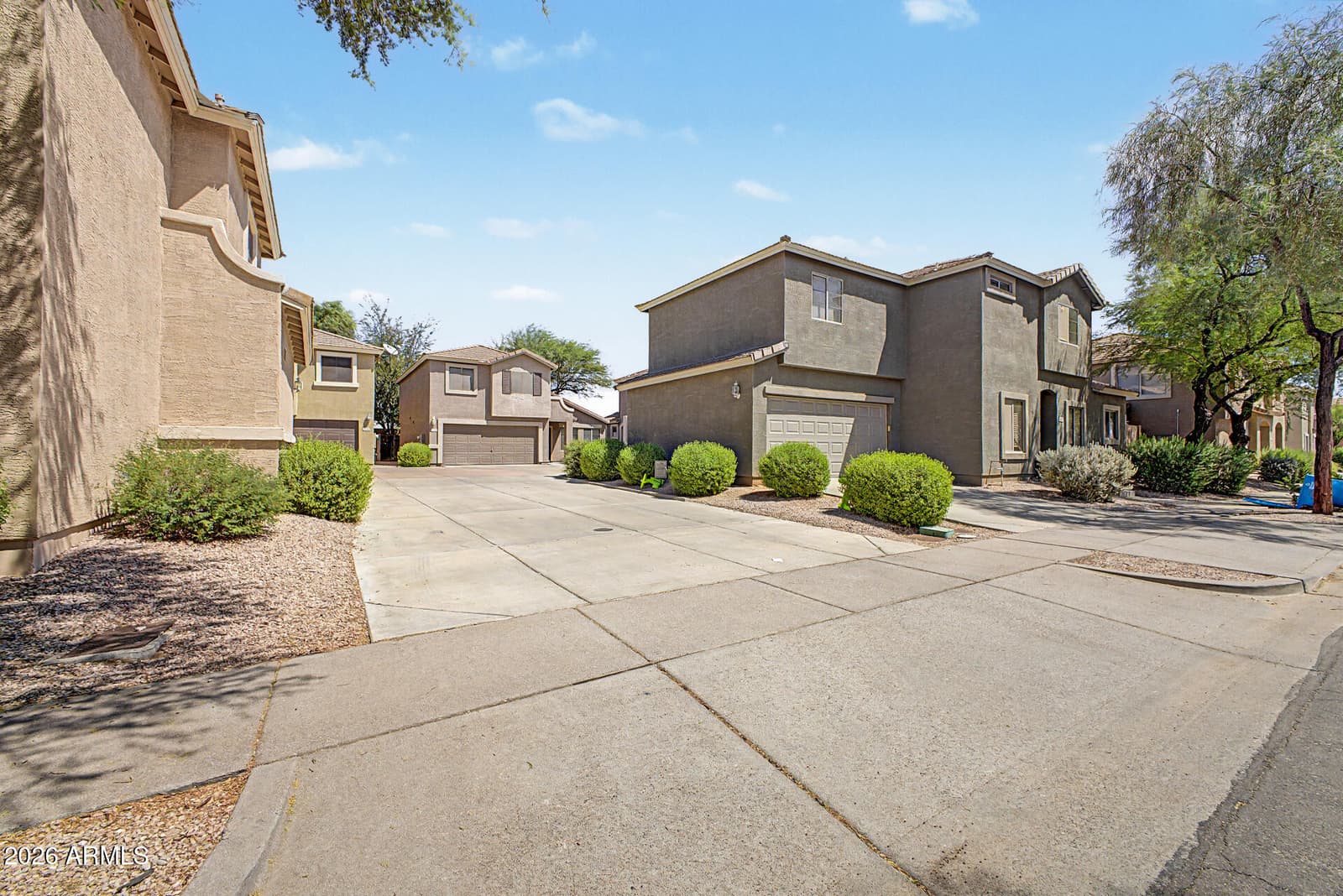 4038 E Melinda Lane, Phoenix, AZ 85050 — photo 2 of 31