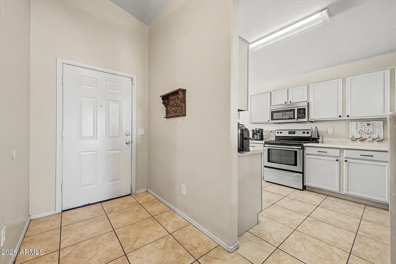 3120 W Pecan Road, Phoenix, AZ 85041 — photo 4 of 35