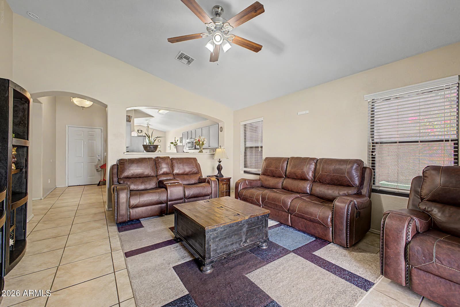 3120 W Pecan Road, Phoenix, AZ 85041 — photo 5 of 35