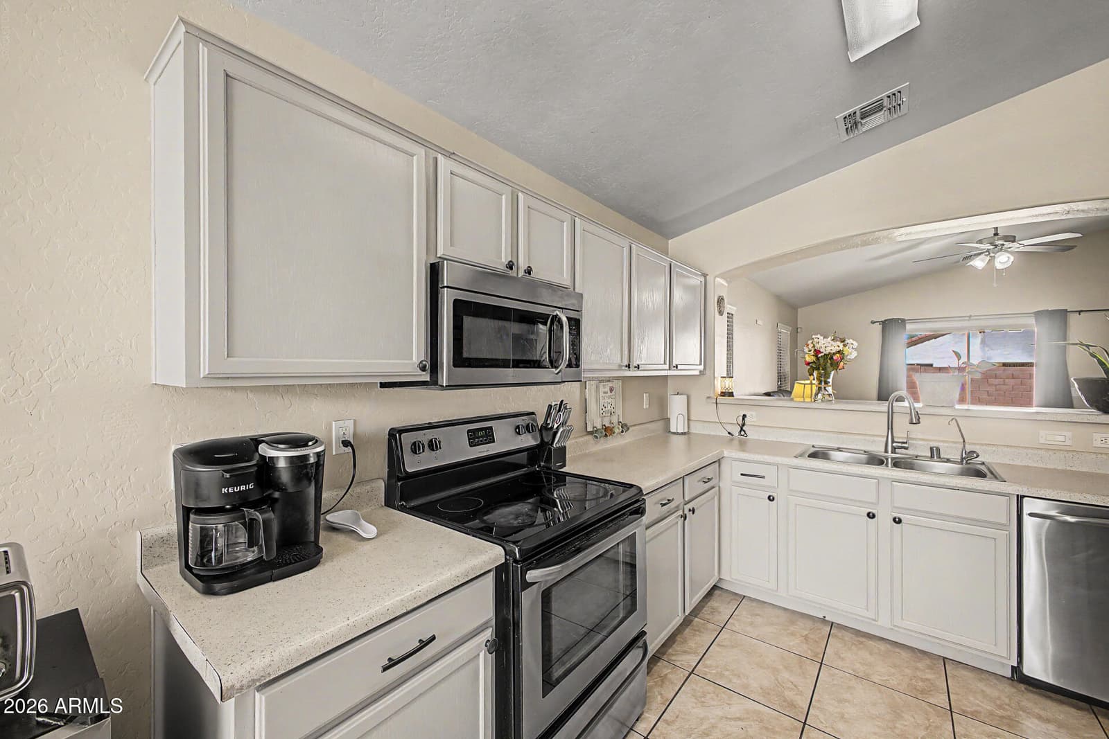 3120 W Pecan Road, Phoenix, AZ 85041 — photo 13 of 35