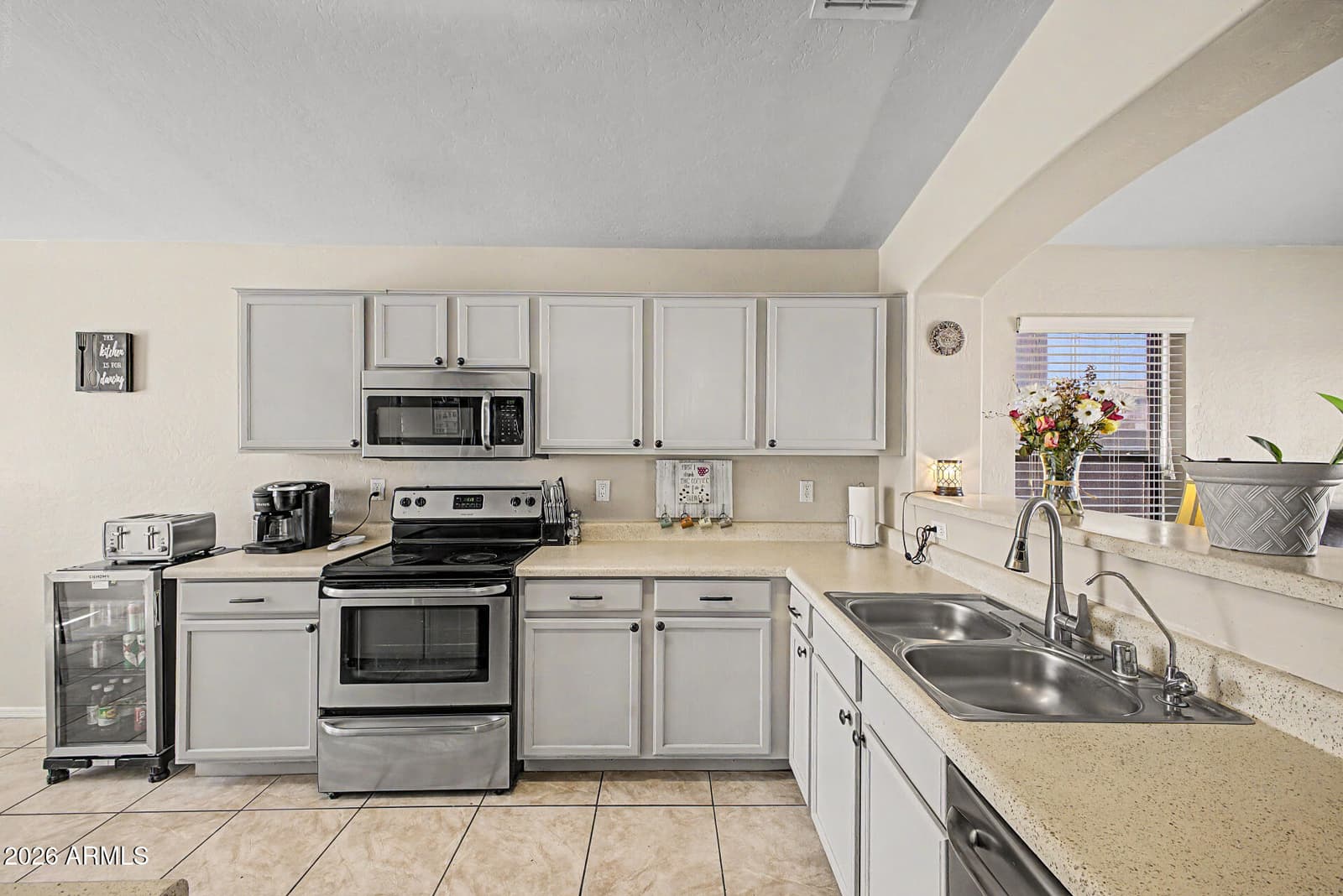 3120 W Pecan Road, Phoenix, AZ 85041 — photo 14 of 35