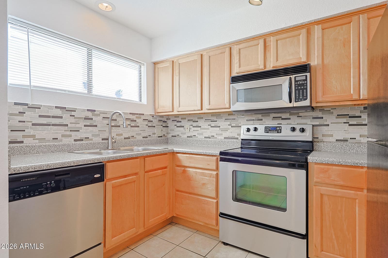 11640 N 51st Avenue 212, Glendale, AZ 85304 — photo 2 of 24