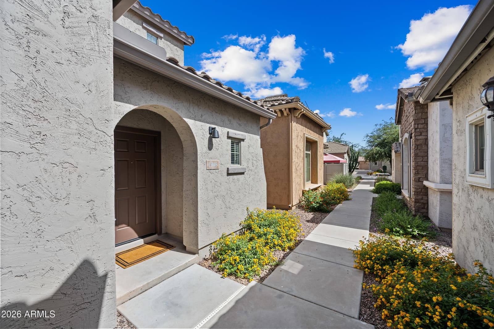 1948 W Davis Road, Phoenix, AZ 85023 — photo 2 of 51