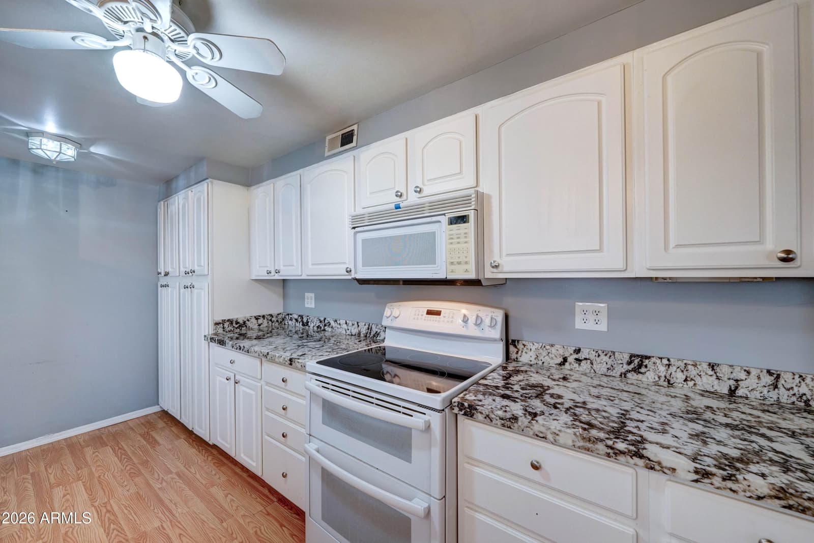 6836 W Pierce Street 124, Phoenix, AZ 85043 — photo 11 of 28