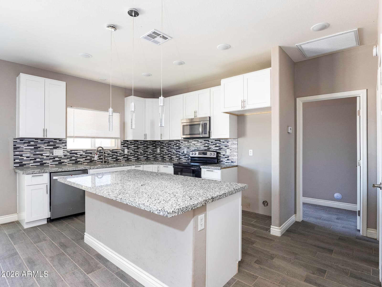 14613 S Vera Cruz Road, Arizona City, AZ 85123 — photo 13 of 33