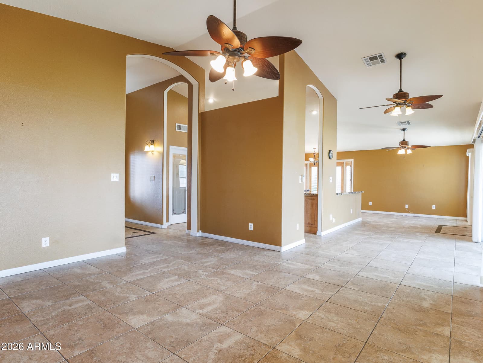 2081 N Pebble Beach Drive, Casa Grande, AZ 85122 — photo 11 of 63