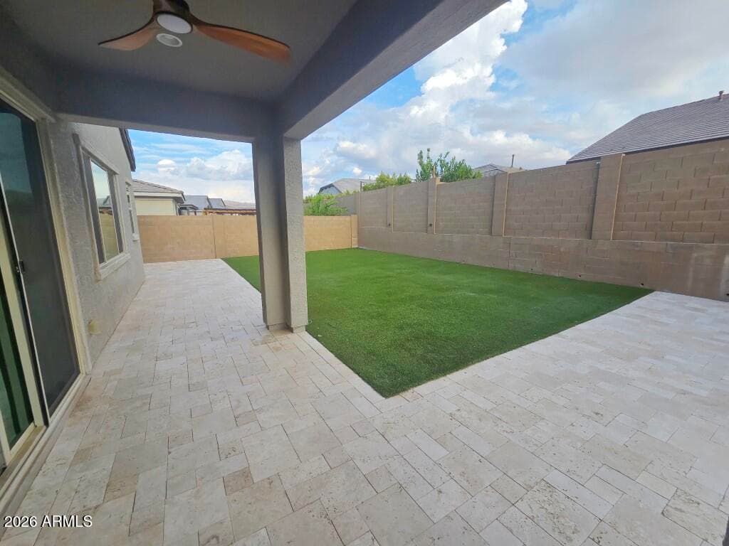 18942 W Laurel Lane, Surprise, AZ 85388 — photo 21 of 22