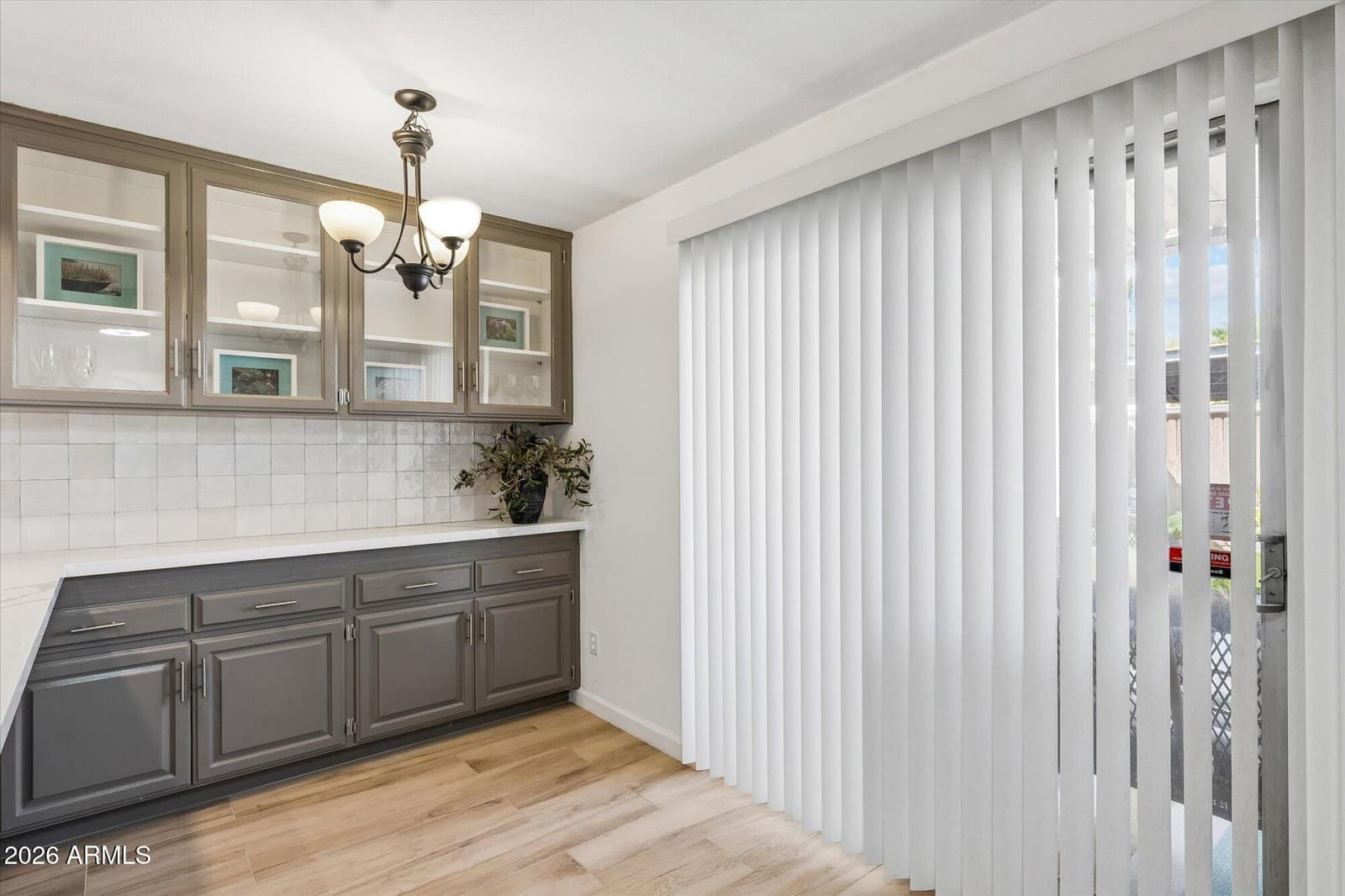 8135 N Central Avenue Avenue 4, Phoenix, AZ 85020 — photo 10 of 50