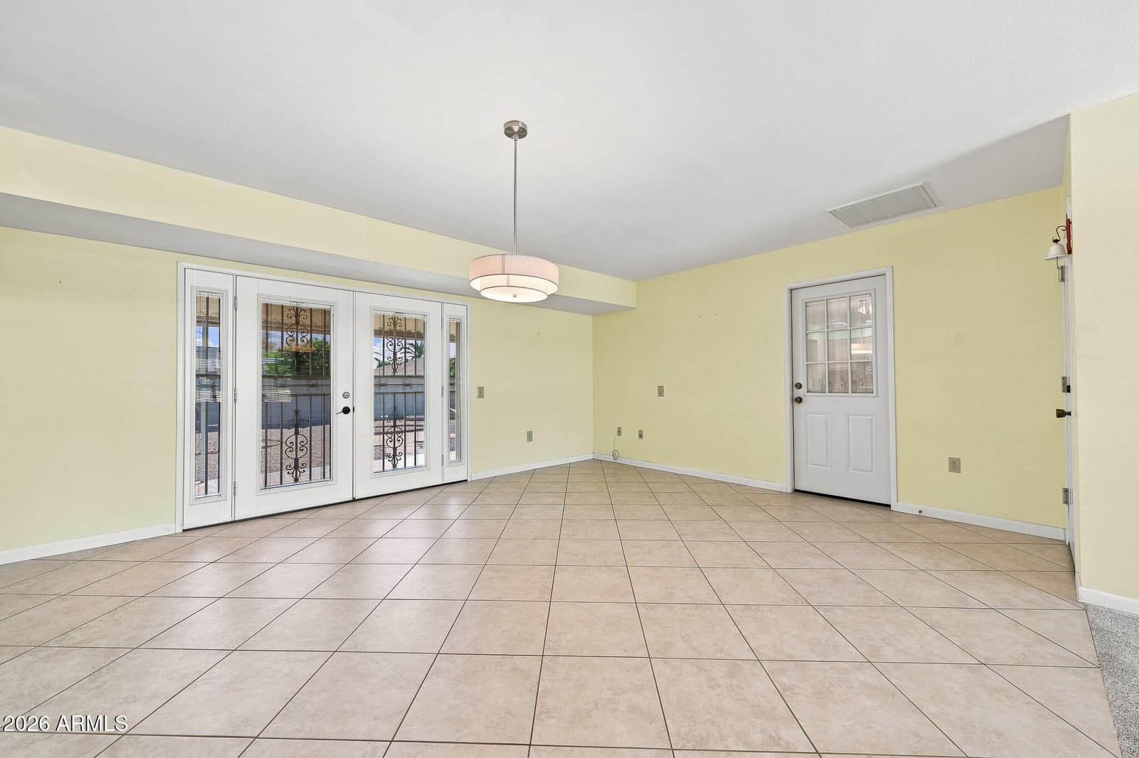9607 W Willowbrook Drive, Sun City, AZ 85373 — photo 5 of 38