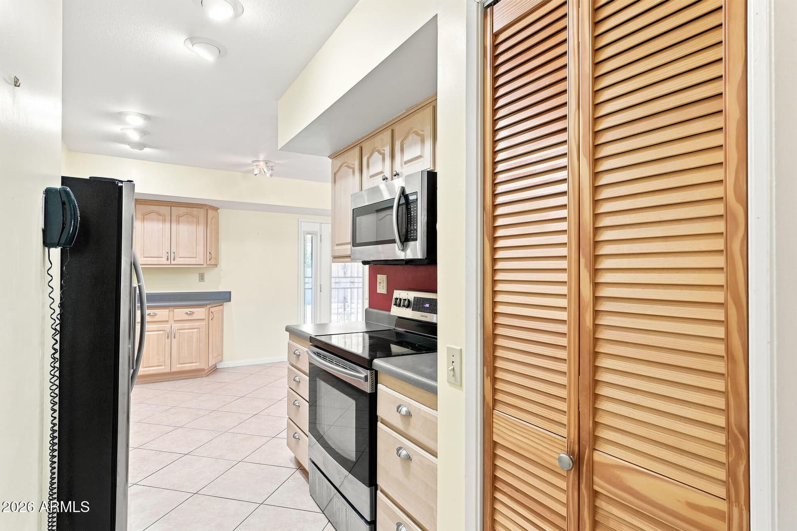 9607 W Willowbrook Drive, Sun City, AZ 85373 — photo 14 of 38
