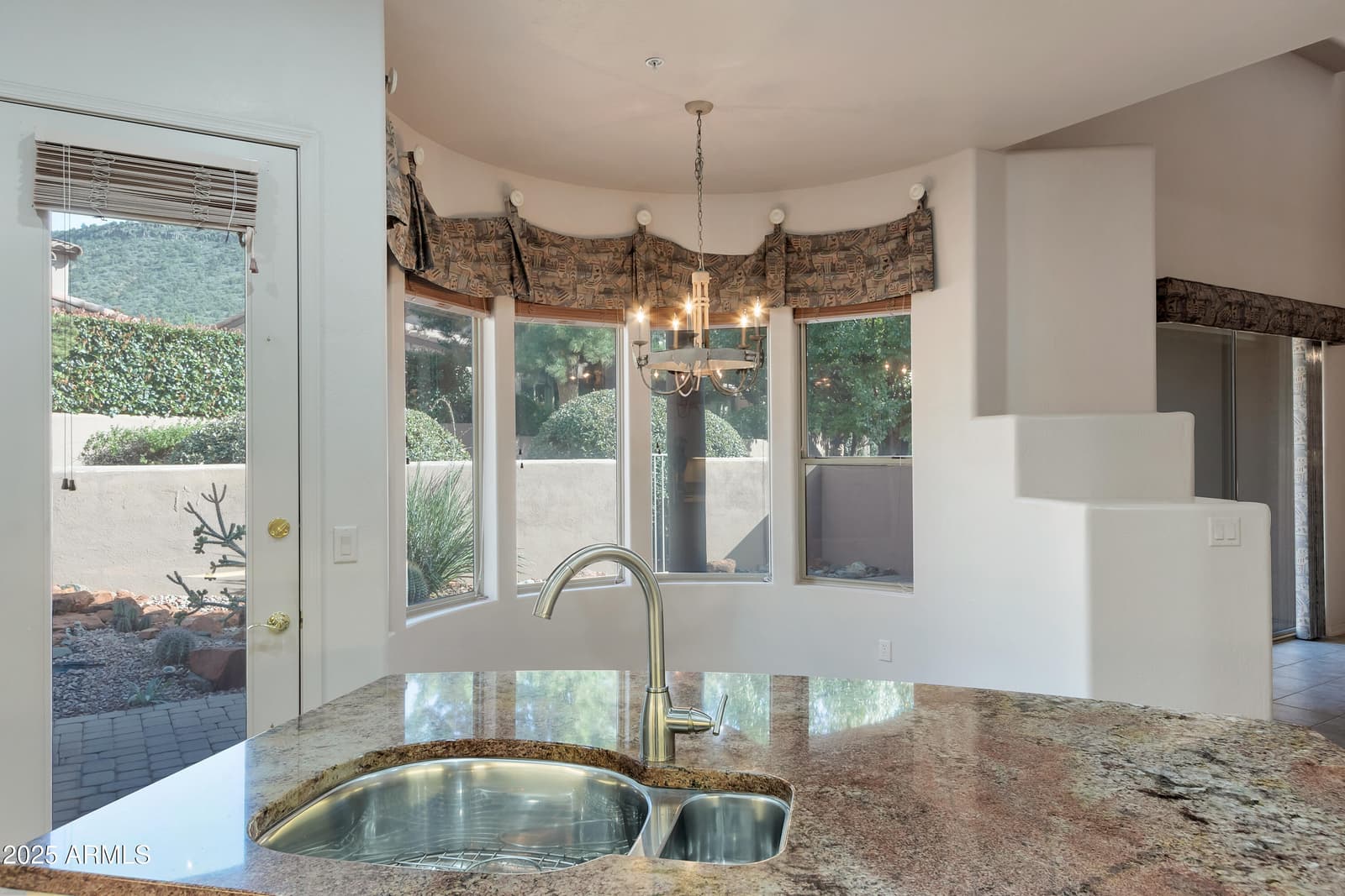 55 Corte Banca, Sedona, AZ 86351 — photo 10 of 54