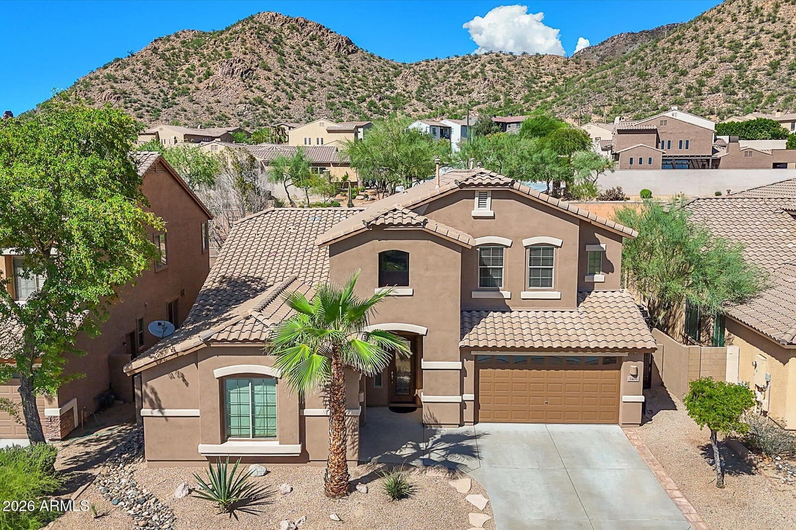 2406 W OLD PAINT Trail, Phoenix, AZ 85086