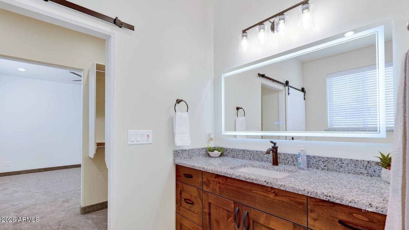 275 S Barlow St Street, Colorado City, AZ 86021 — photo 17 of 40