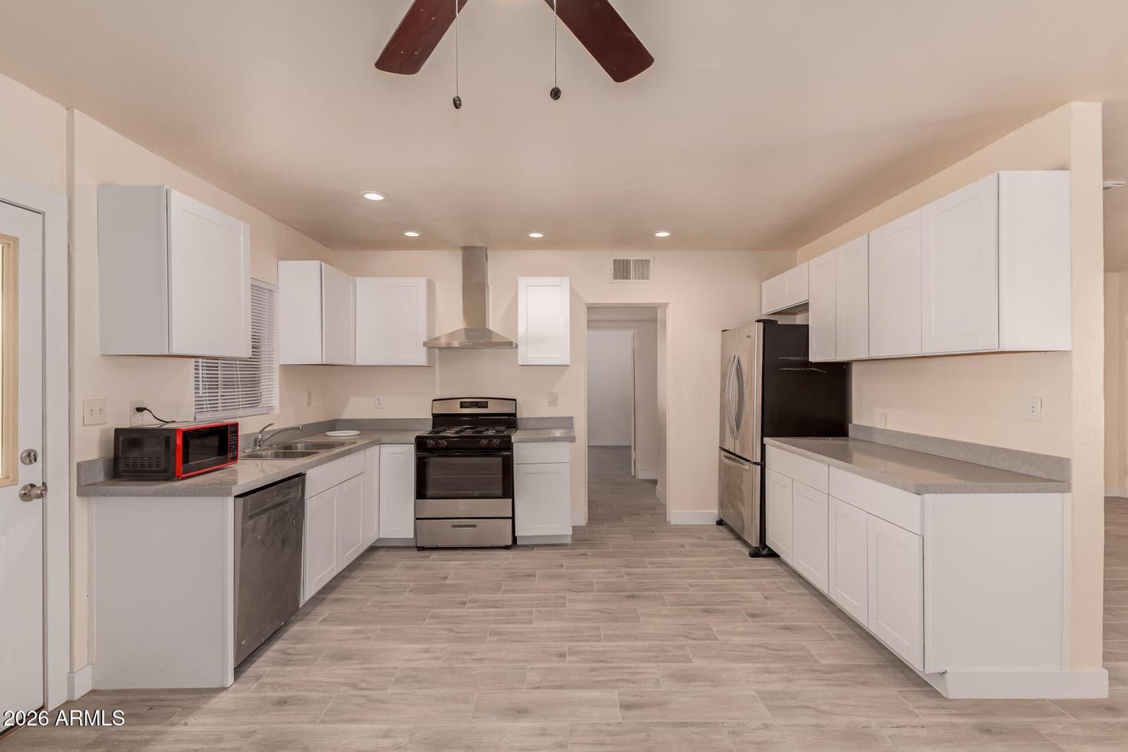2936 E Willetta Street, Phoenix, AZ 85008 — photo 4 of 21
