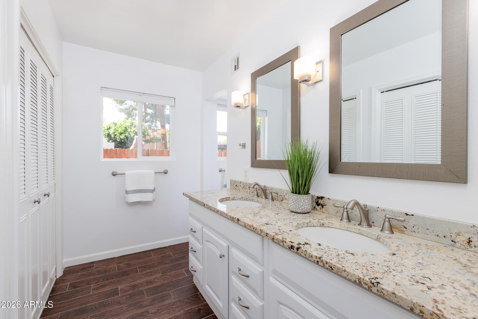 5550 N 12th Street 8, Phoenix, AZ 85014 — photo 11 of 25