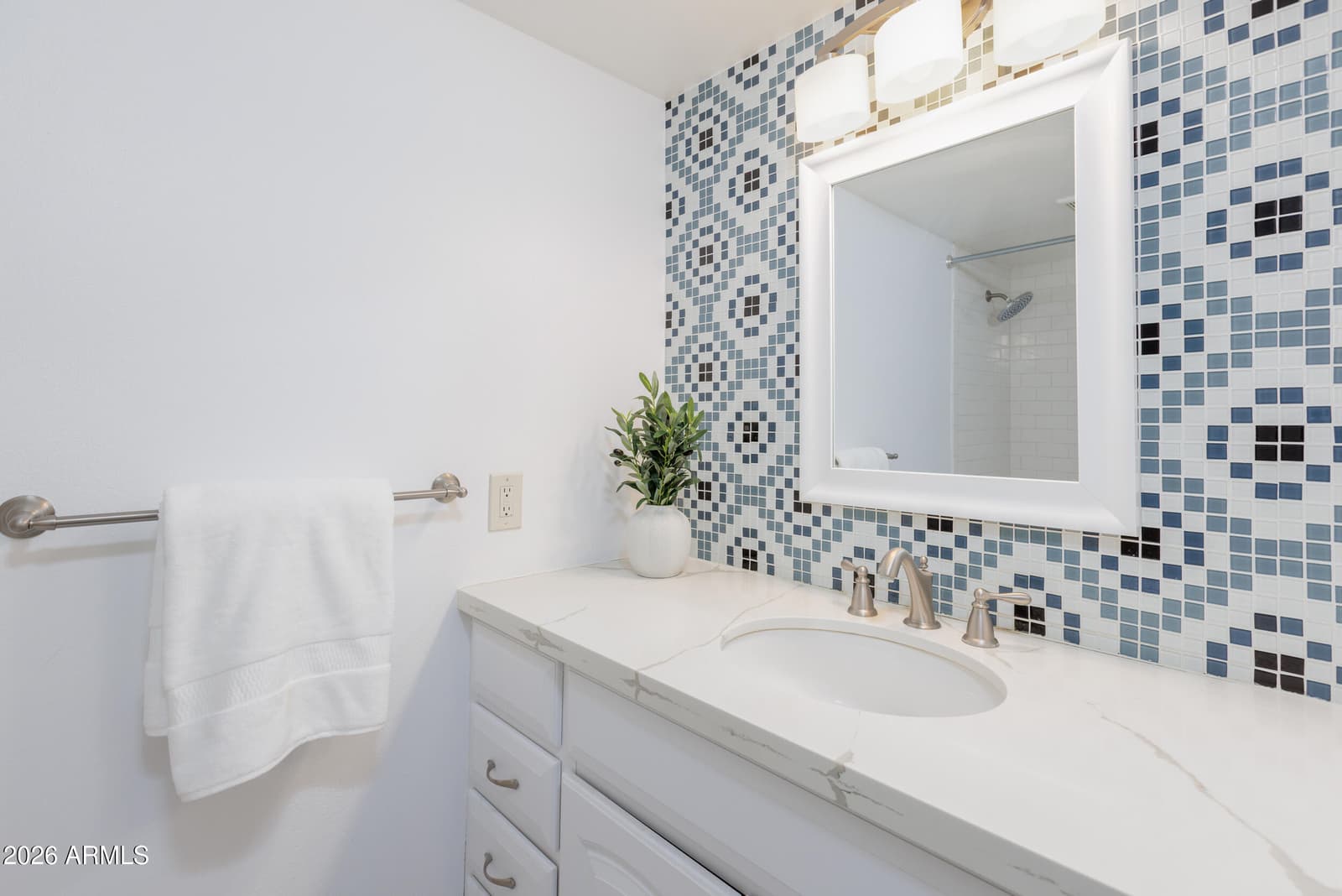 5550 N 12th Street 8, Phoenix, AZ 85014 — photo 14 of 25
