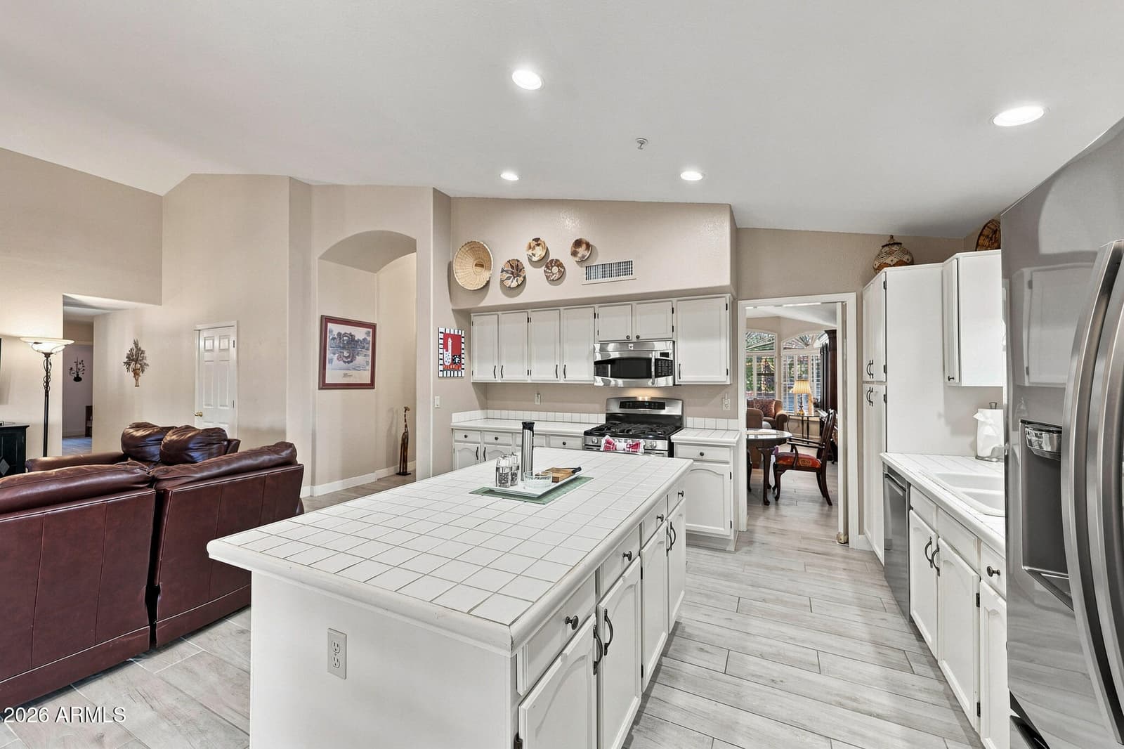 9513 E Presidio Road, Scottsdale, AZ 85260 — photo 11 of 34