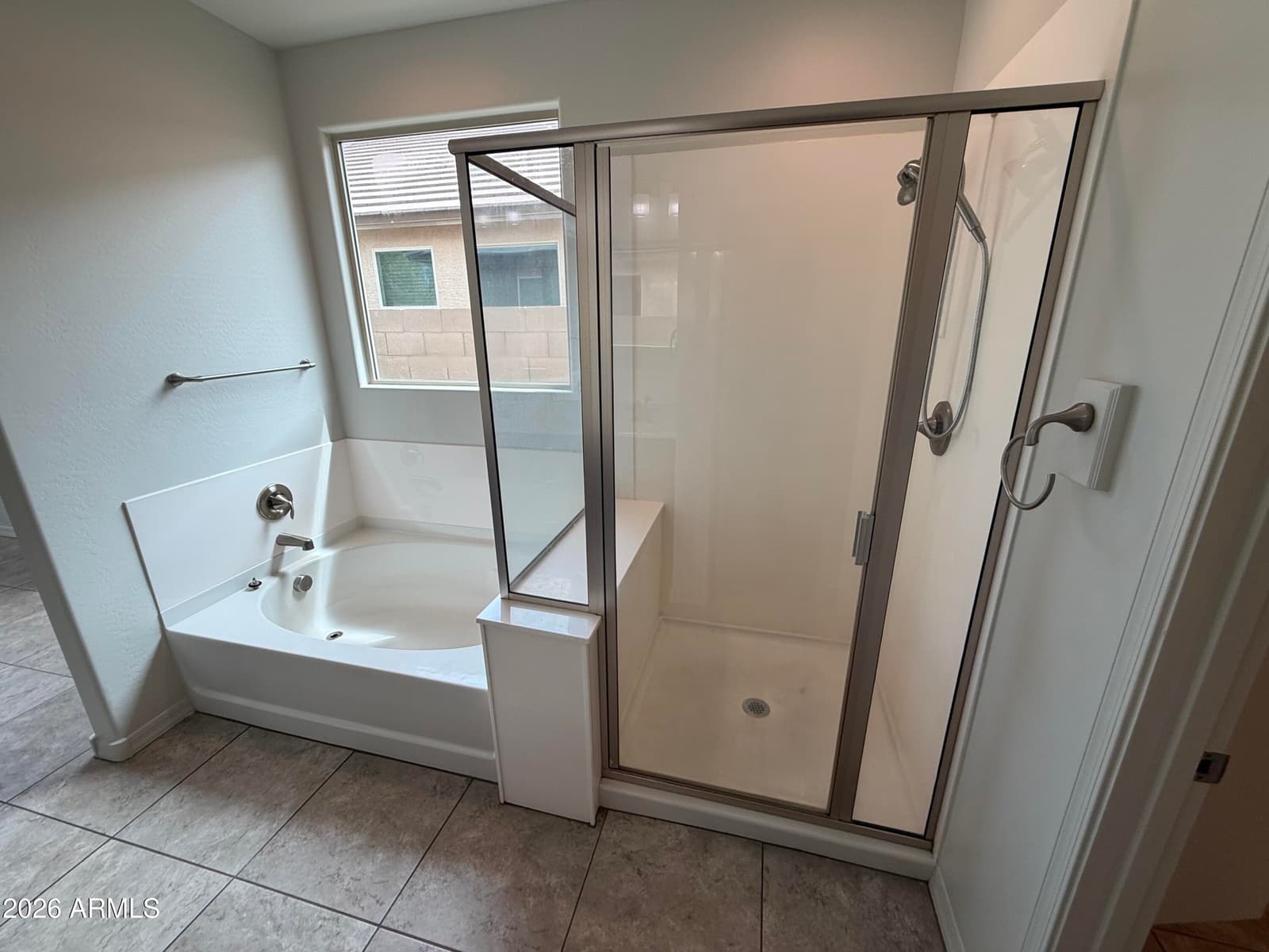 2518 E Fawn Drive, Phoenix, AZ 85042 — photo 11 of 30