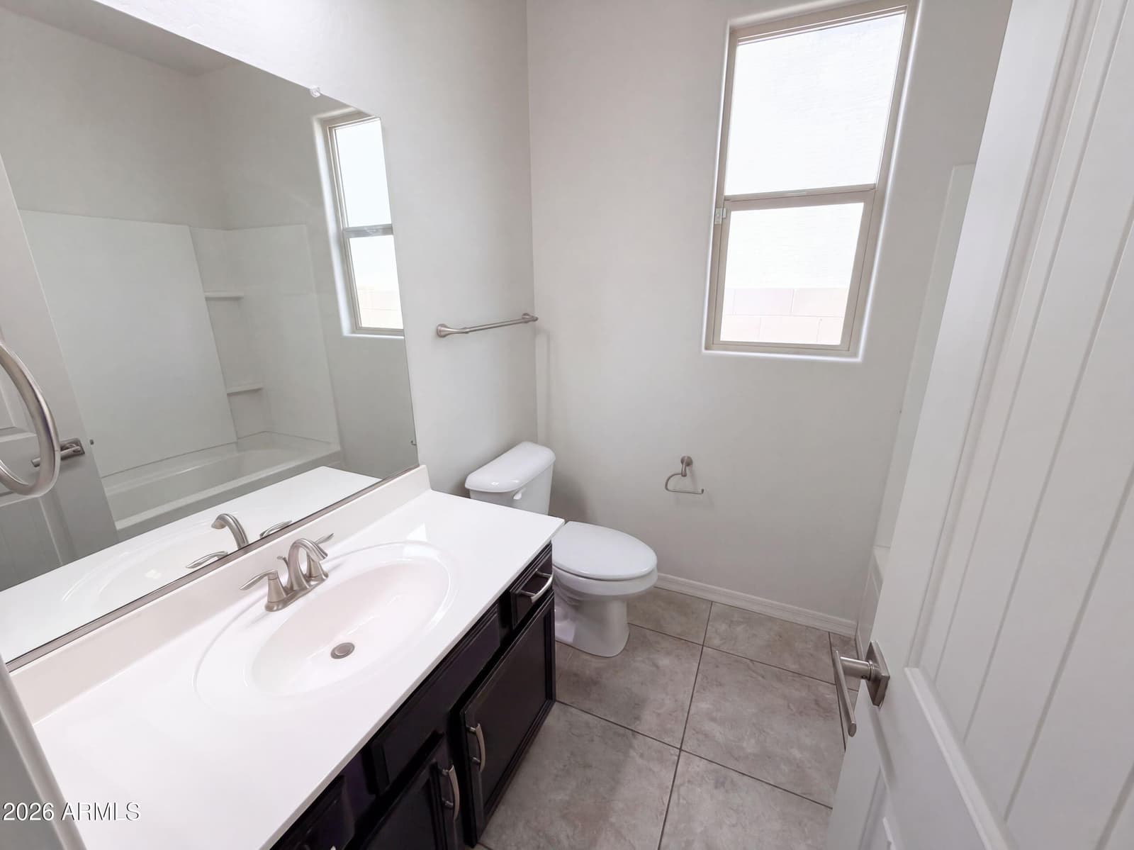 2518 E Fawn Drive, Phoenix, AZ 85042 — photo 12 of 30