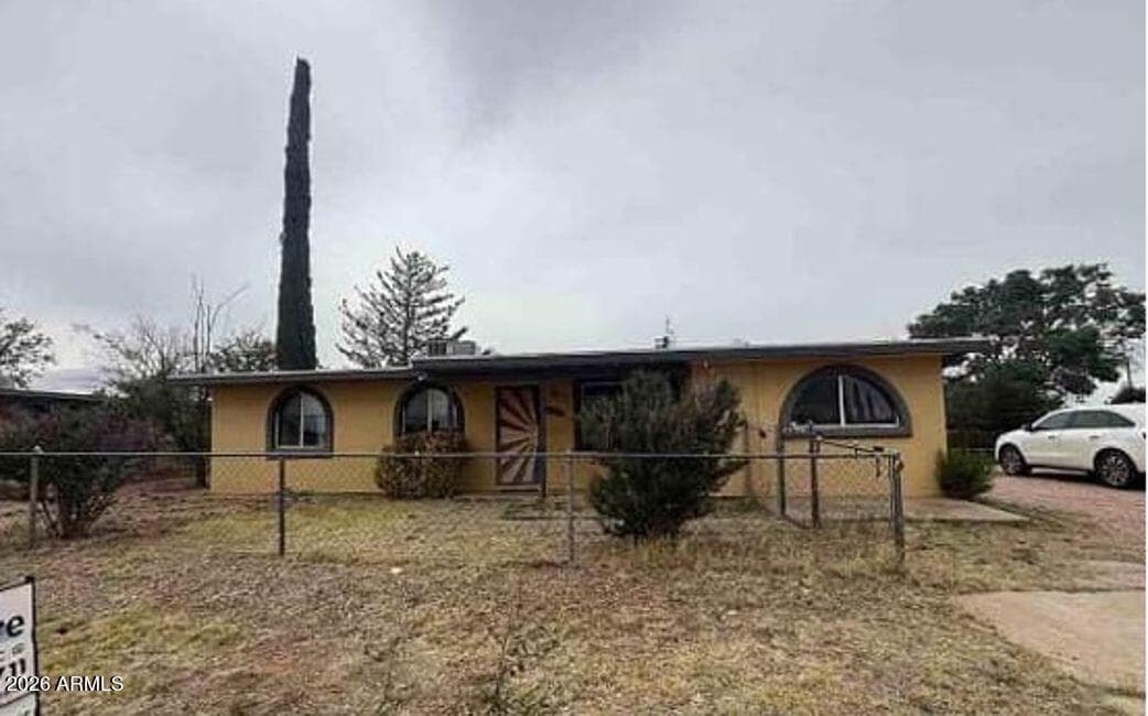 401 S Coronado Drive, Sierra Vista, AZ 85635 — photo 1 of 1