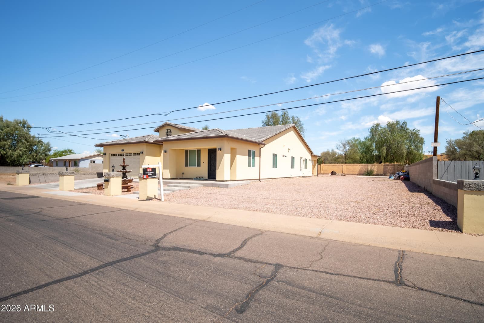 425 S Hidalgo Road, Chandler, AZ 85225 — photo 4 of 48
