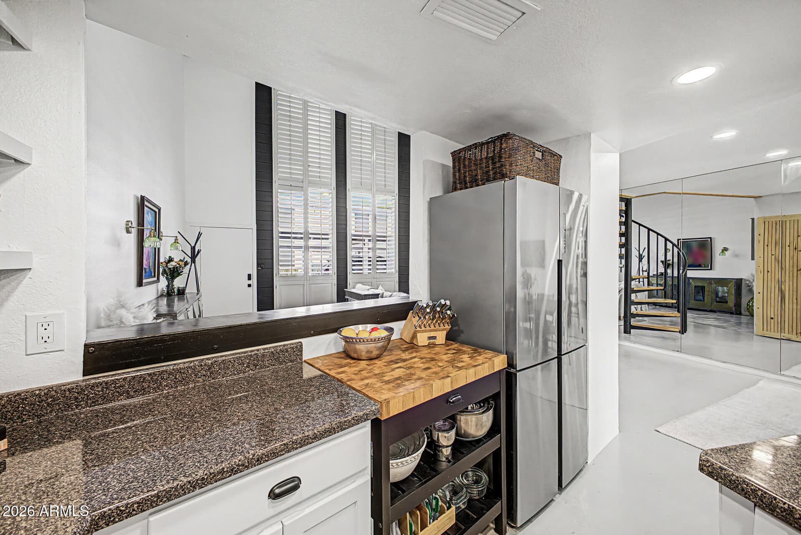 385 W Pierson Street E6, Phoenix, AZ 85013 — photo 10 of 24