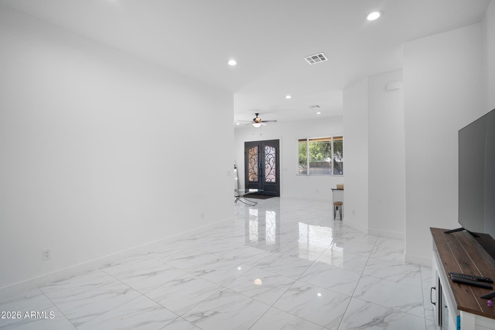 425 S Hidalgo Road, Chandler, AZ 85225 — photo 10 of 48