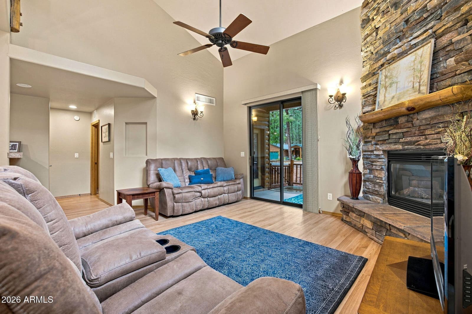 3915 Elk Hollow Drive, Pinetop, AZ 85935 — photo 4 of 57