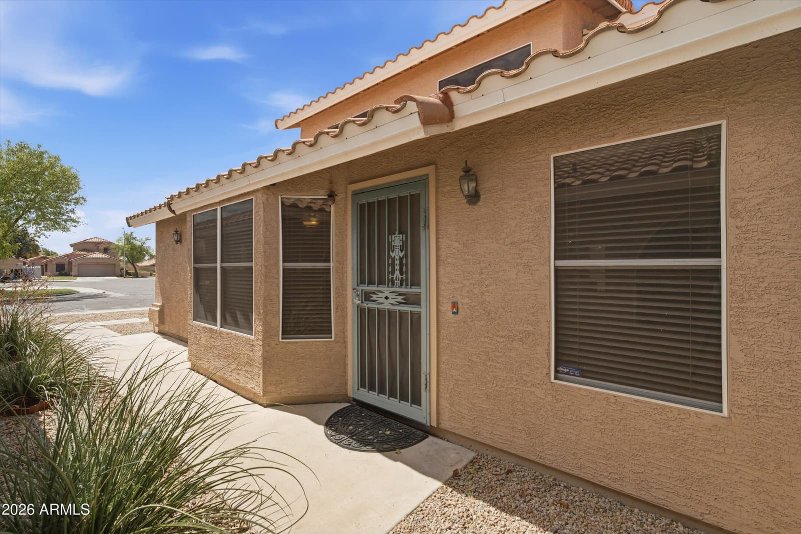 7942 W Paradise Drive, Peoria, AZ 85345 — photo 3 of 50