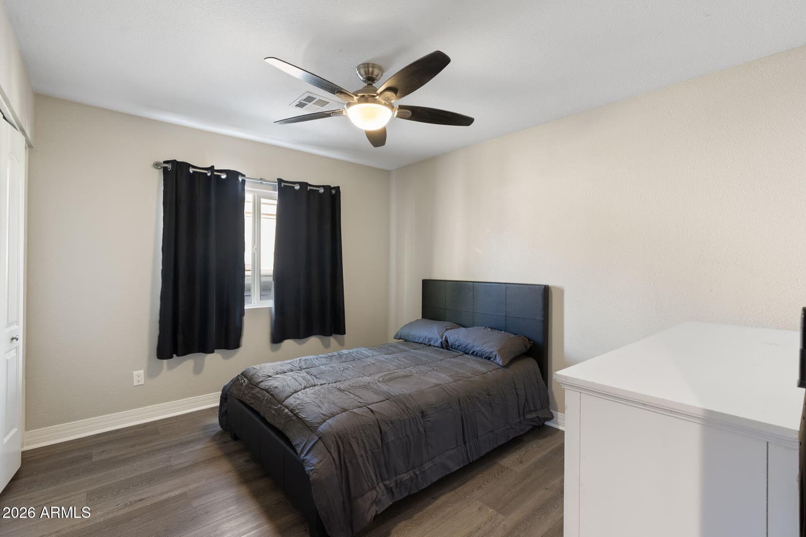2418 W Calavar Road, Phoenix, AZ 85023 — photo 20 of 34