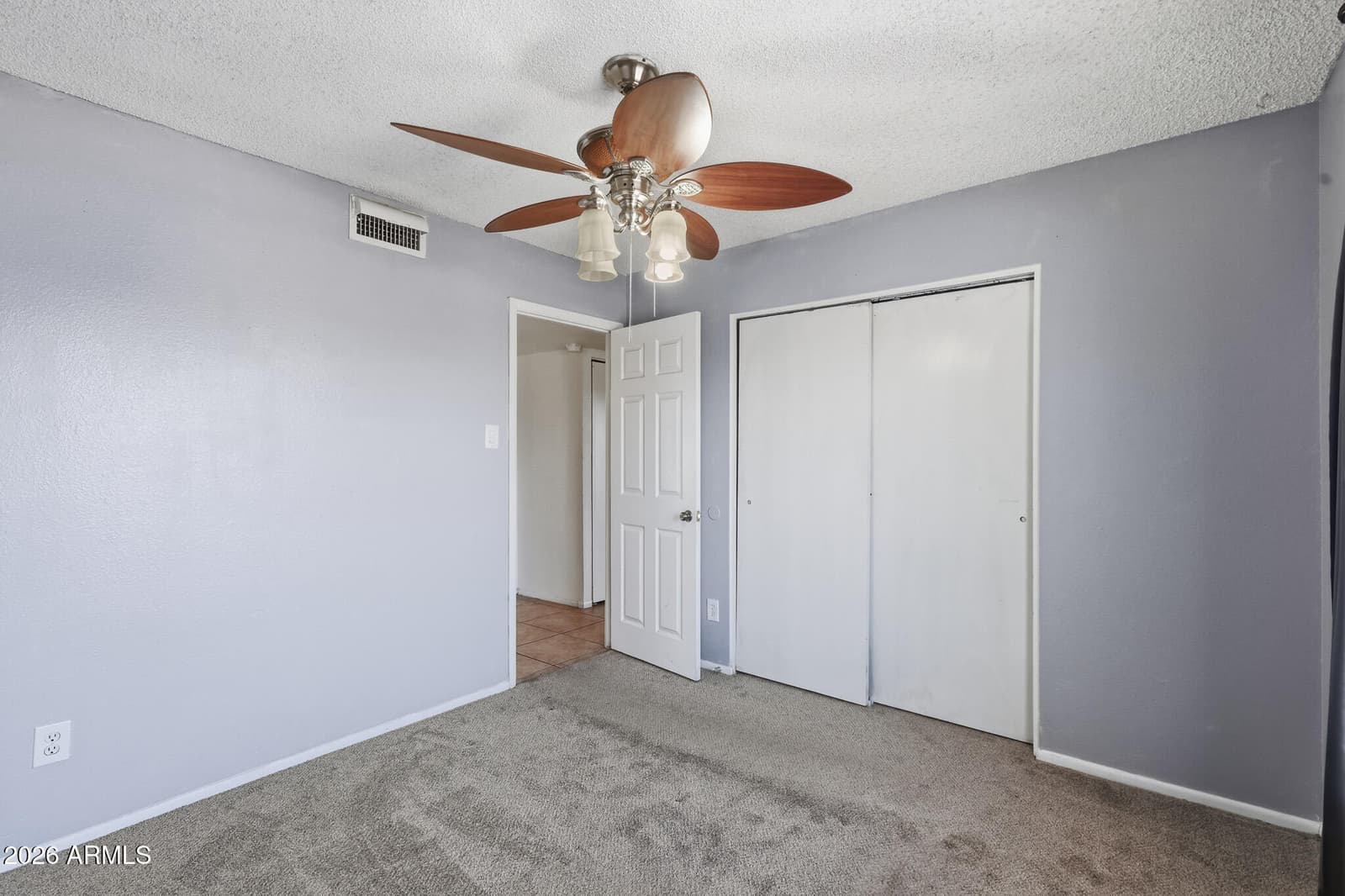 3449 W Mauna Loa Lane, Phoenix, AZ 85053 — photo 7 of 33