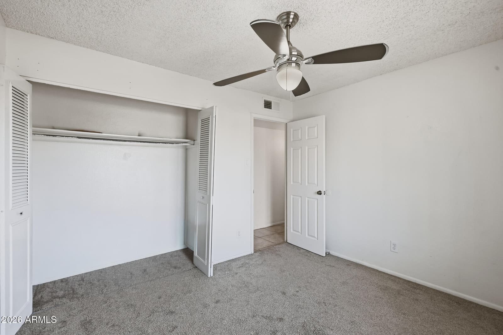 3449 W Mauna Loa Lane, Phoenix, AZ 85053 — photo 9 of 33