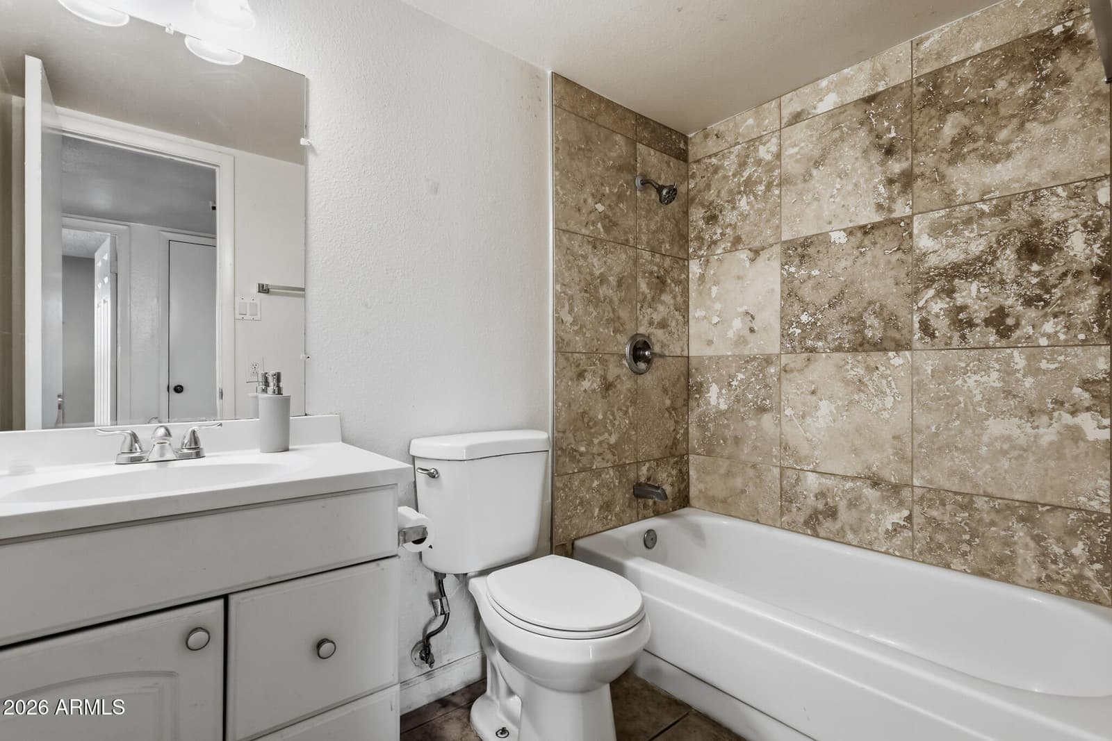 3449 W Mauna Loa Lane, Phoenix, AZ 85053 — photo 10 of 33