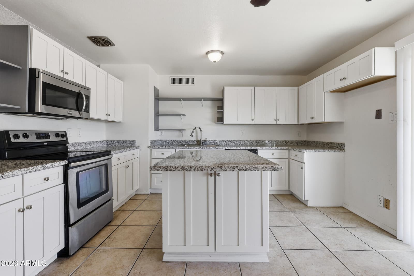 3449 W Mauna Loa Lane, Phoenix, AZ 85053 — photo 18 of 33