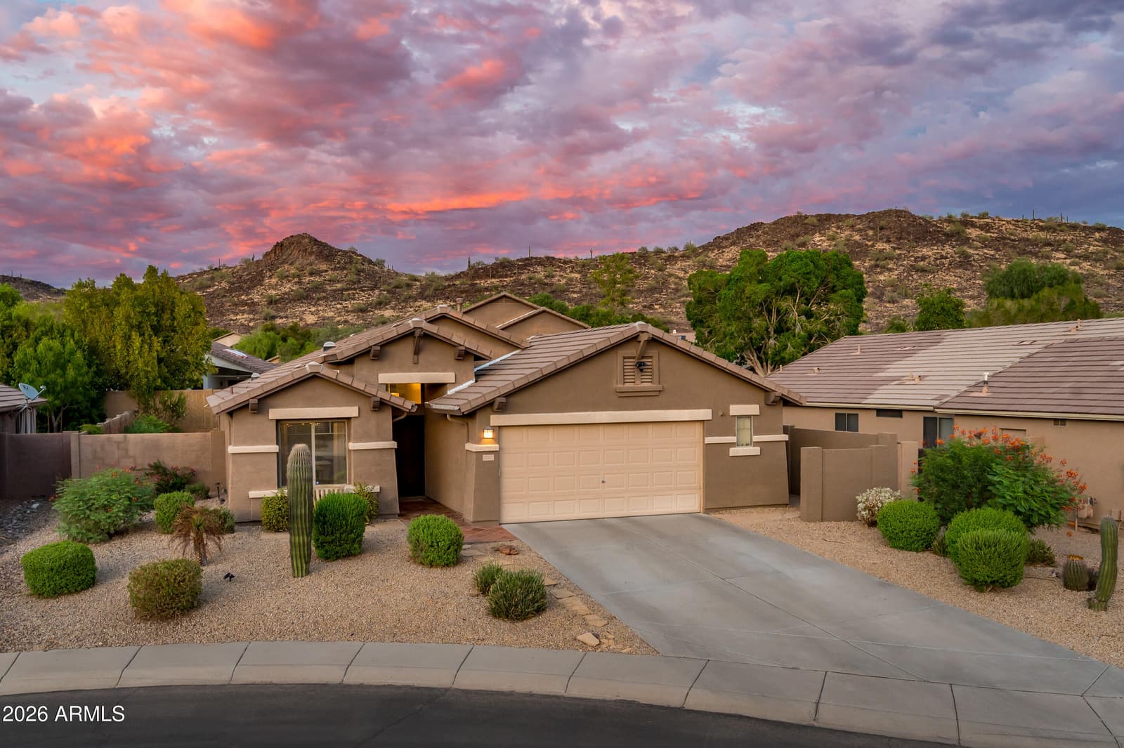 25821 N 41st Drive, Phoenix, AZ 85083 — photo 5 of 59