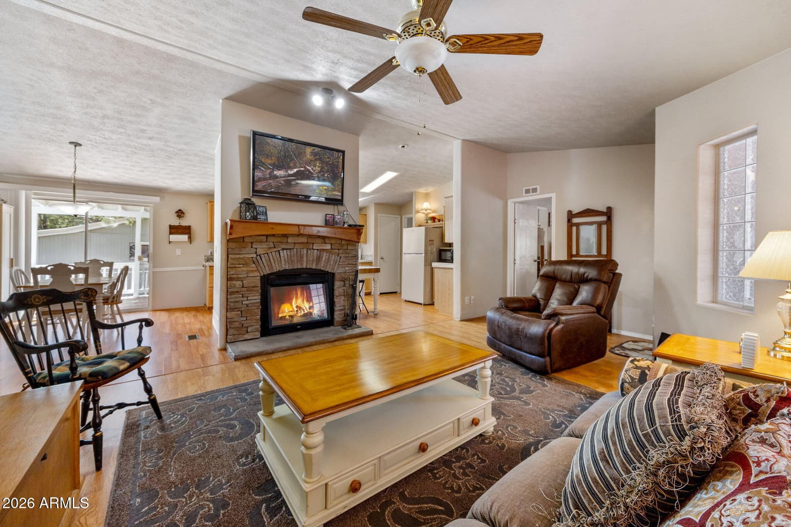 2175 Hashknife Drive, Overgaard, AZ 85933 — photo 3 of 32