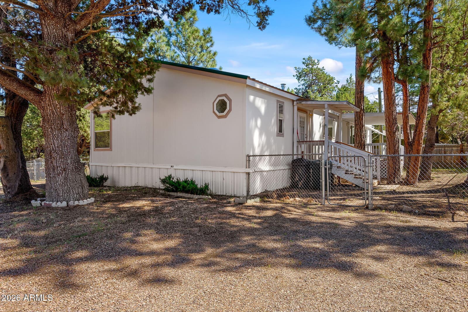 2175 Hashknife Drive, Overgaard, AZ 85933 — photo 26 of 32