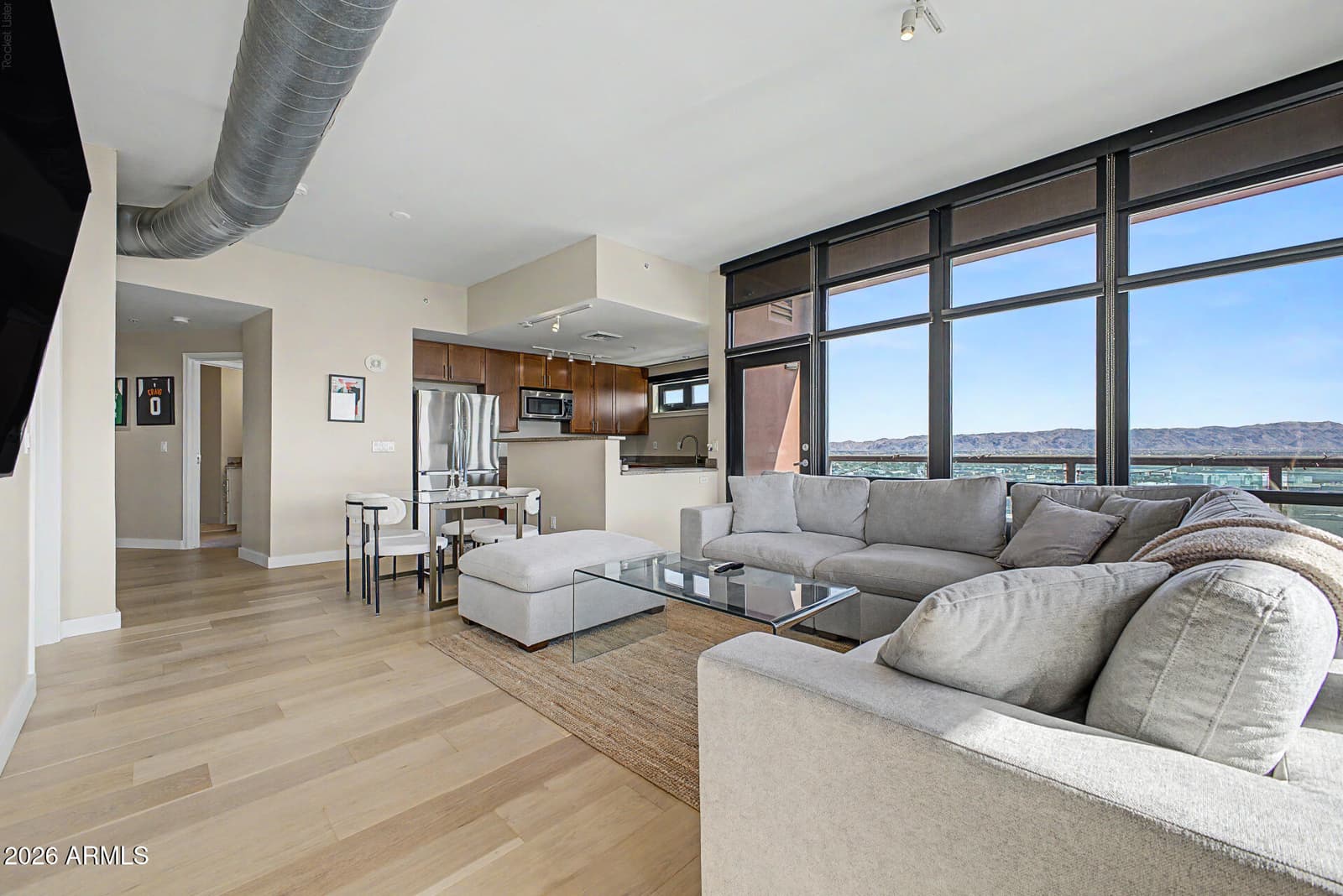 310 S 4th Street 1401, Phoenix, AZ 85004 — photo 4 of 60