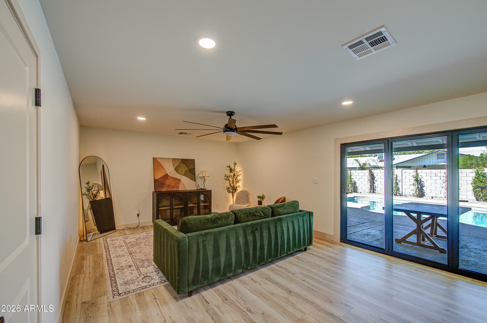 218 E Cairo Drive, Tempe, AZ 85282 — photo 16 of 46