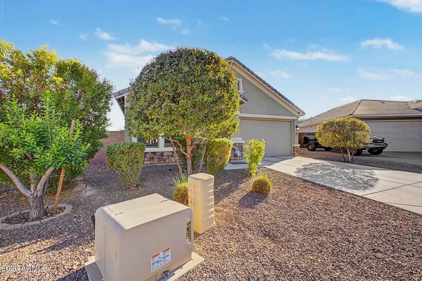 18693 W Mescal Street, Surprise, AZ 85388 — photo 5 of 39