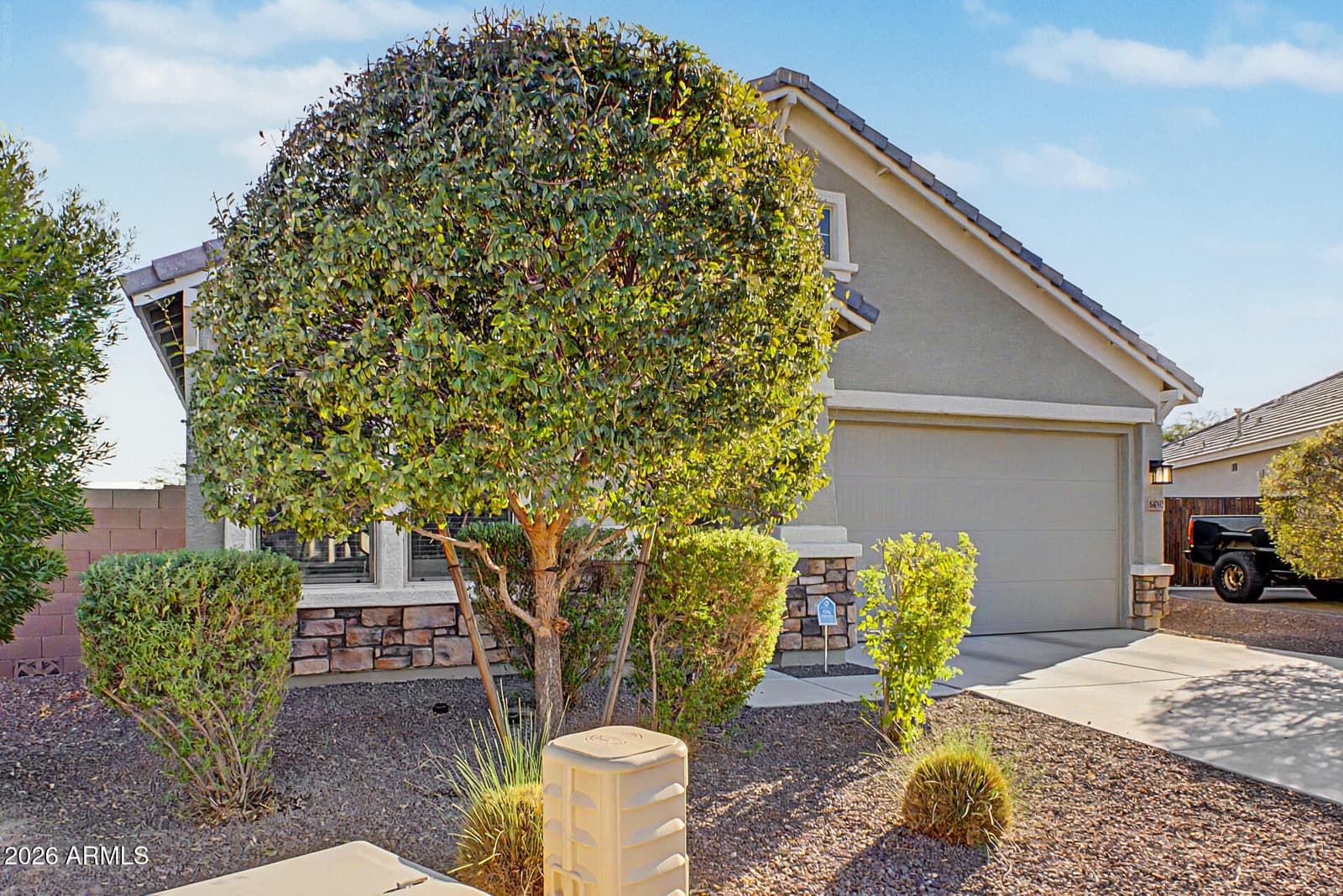 18693 W Mescal Street, Surprise, AZ 85388 — photo 6 of 39