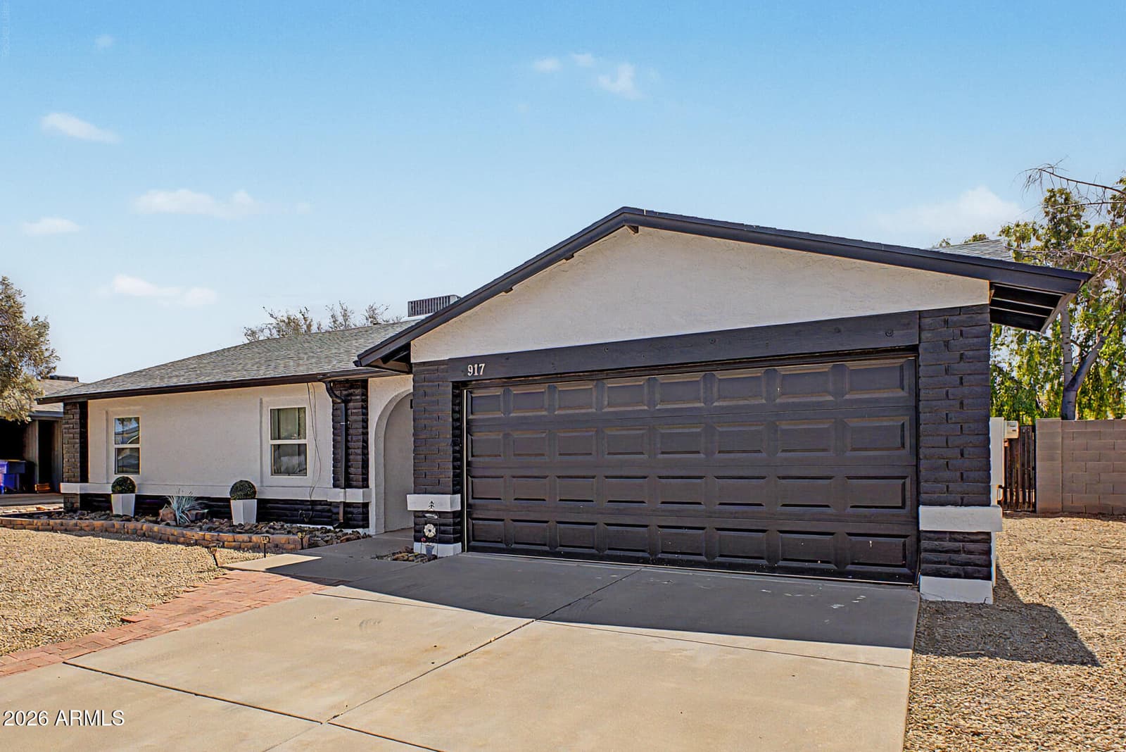 917 W Mission Drive, Chandler, AZ 85225 — photo 4 of 28