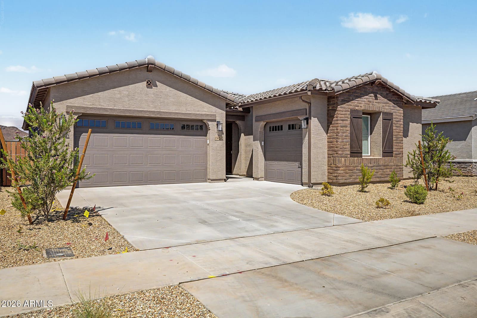 15024 W Desert Hollow Drive, Surprise, AZ 85387 — photo 2 of 43