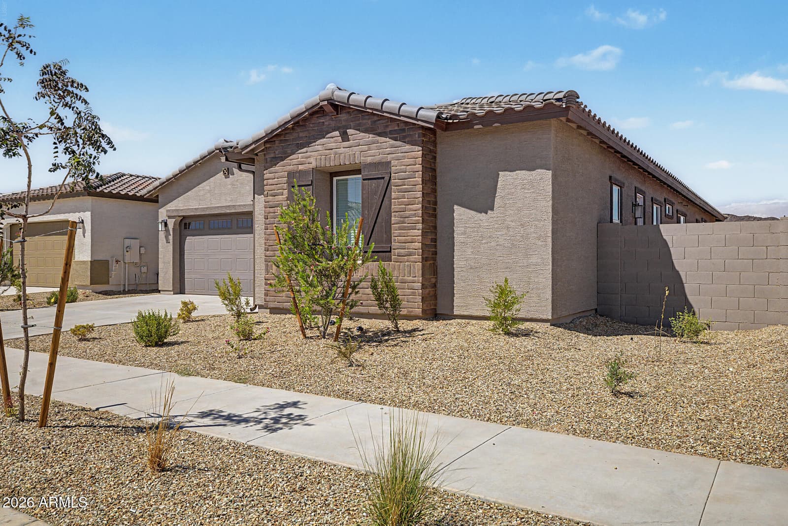 15024 W Desert Hollow Drive, Surprise, AZ 85387 — photo 3 of 43