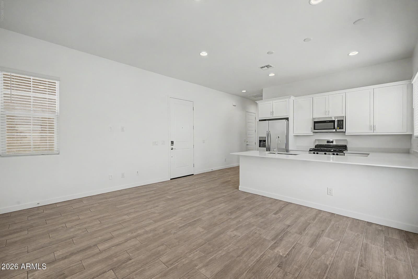15024 W Desert Hollow Drive, Surprise, AZ 85387 — photo 34 of 43